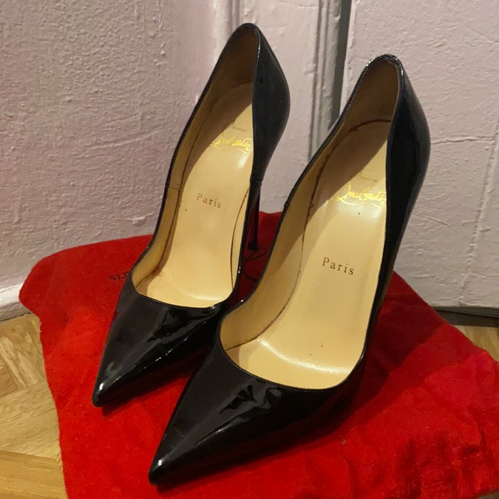 LOUBOUTIN HEELS WITH RESOLED BOTTOMS